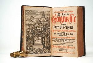 Los 15 - Martini, Johann Jacob - Neu eingerichtete und nach dem jetzigen Staat vermehrte Bilder-Geographie, von denen vier Welt-Theilen. Leipzig, C. F. Gessner, 1753. - Mit einer Weltkarte in zwei Hemisphären und eindrucksvollen Holzschnitten - 0 - thumb