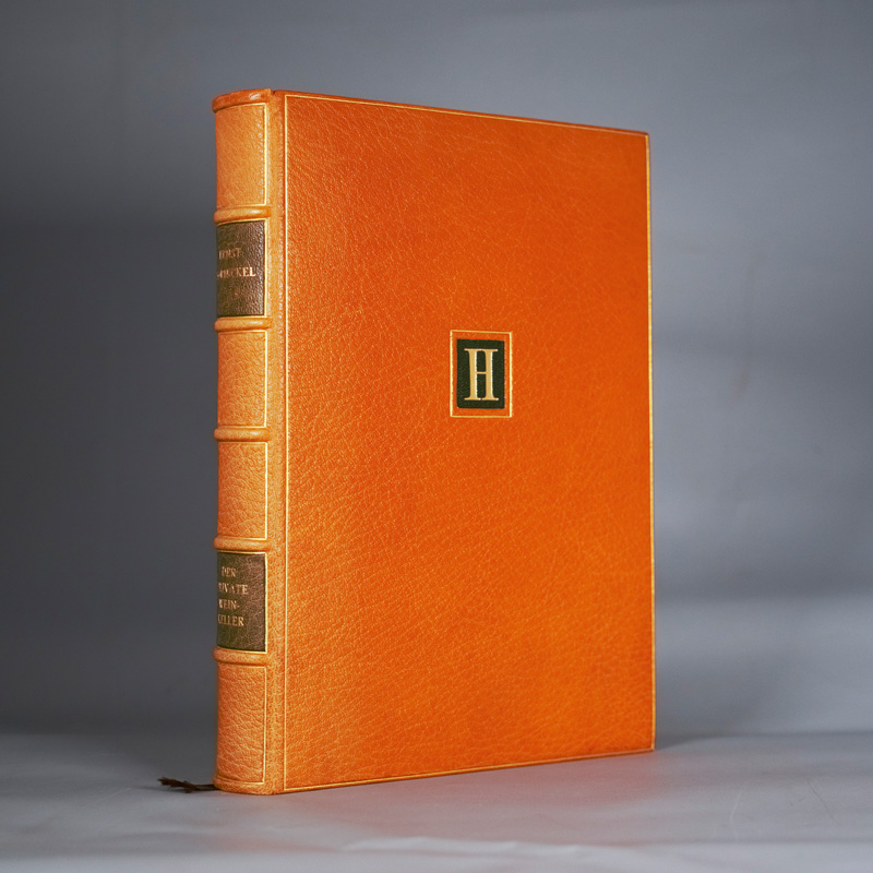 Lot 3088, Auction 127, Orangefarbener Maroquinband und Einband, über 5 Bünde mit goldgeprägtem RSchild