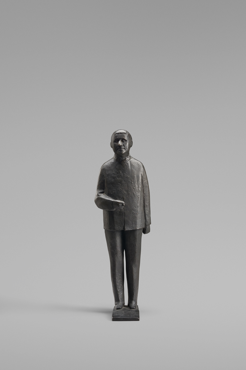 Lot 7157, Auction 127, Seitz, Gustav, Brecht mit Zigarre (Statuette I)